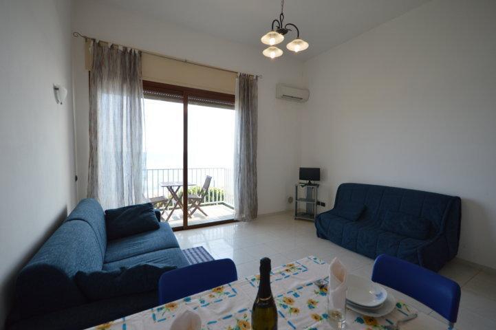 Riva Mare Apartment ริวาลิกูเร ภายนอก รูปภาพ